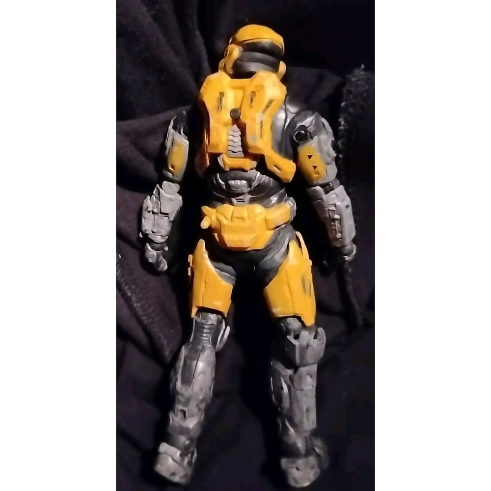 Halo Reach Yellow Spartan Action Figure MARK V -B Ser. 1 McFarlane Toys Poseable - Picture 2 of 3